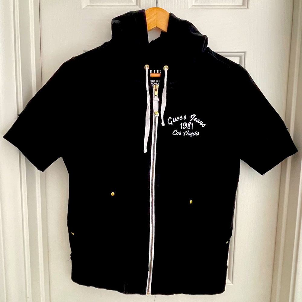 Vintage short-sleeved hoodie by Guess